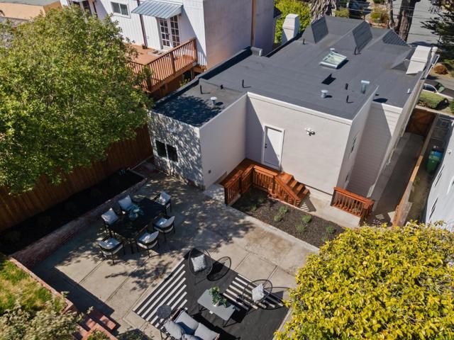 260 Curtis Street, San Francisco CA: https://media.crmls.org/mediaz/ad53f2a4-2712-496f-aeac-74258135ac73.jpg