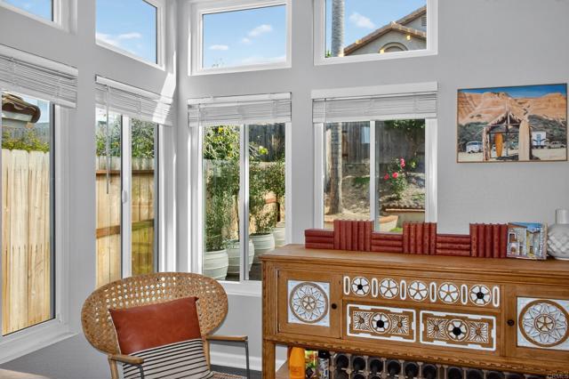 Detail Gallery Image 10 of 67 For 778 Sepia Ct, Oceanside,  CA 92057 - 4 Beds | 3 Baths