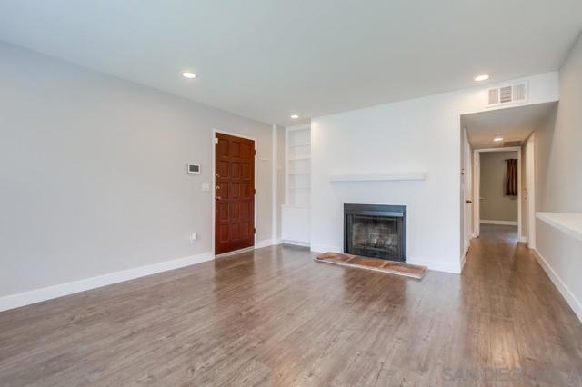 5025 Collwood Way, San Diego CA: https://media.crmls.org/mediaz/ad5564fa-d6aa-4c23-b98c-6335830e4f98.jpg