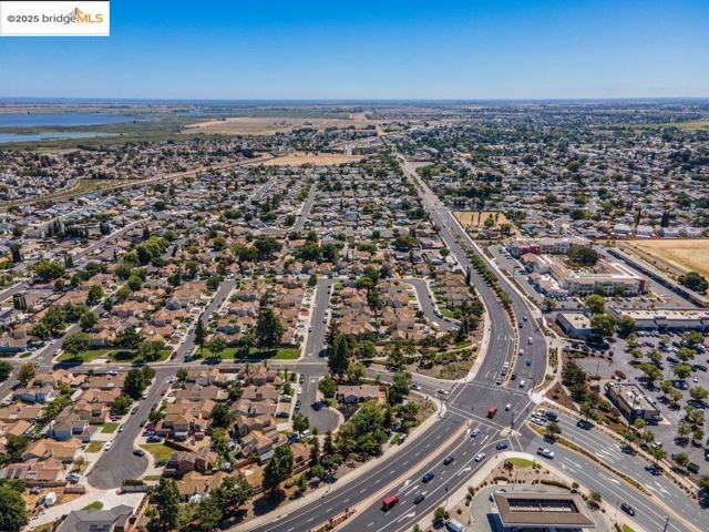 1927 Babbe St, Oakley CA: https://media.crmls.org/mediaz/ad561abd-548c-4a71-89d1-5d5dd7302aca.jpg