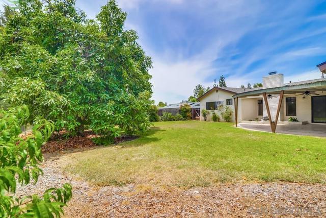 6081 Veemac, La Mesa CA: https://media.crmls.org/mediaz/ad566896-4c91-4495-93de-8e55f3694ea4.jpg