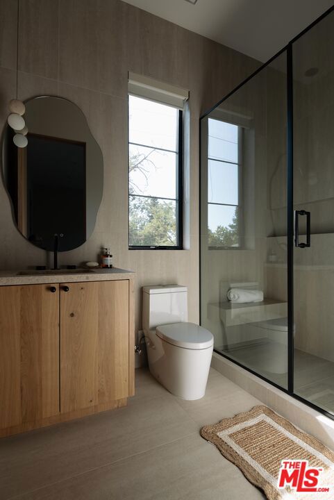 23346 Collins Street, Woodland Hills CA: https://media.crmls.org/mediaz/ad56cbf8-3bc5-49f2-81b9-c33645055ef2.jpg