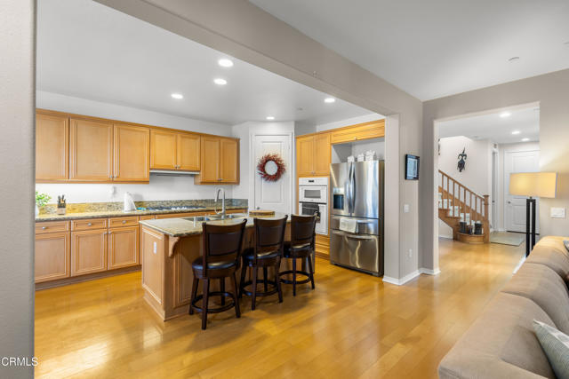 Detail Gallery Image 15 of 34 For 1365 Donegal Way, Oxnard,  CA 93035 - 3 Beds | 2/1 Baths