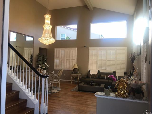 4821 SEA WATER LANE, San Diego CA: https://media.crmls.org/mediaz/ad5872d0-fa64-4ed3-b804-4bee844e76fb.jpg