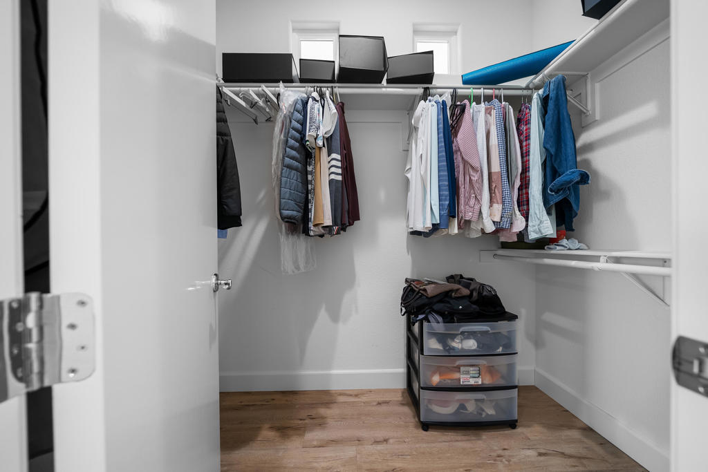https://media.crmls.org/mediaz/ad58d238-1d12-4dea-a261-693ab0c8437d.jpg?preset=X-Large