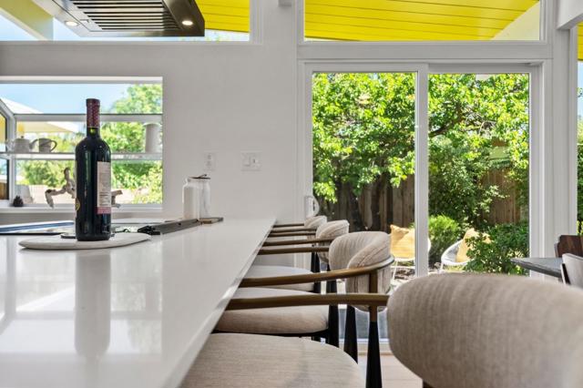 3310 Kenneth Drive, Palo Alto CA: https://media.crmls.org/mediaz/ad590f7a-1a73-4660-9750-c0aac2dc447c.jpg