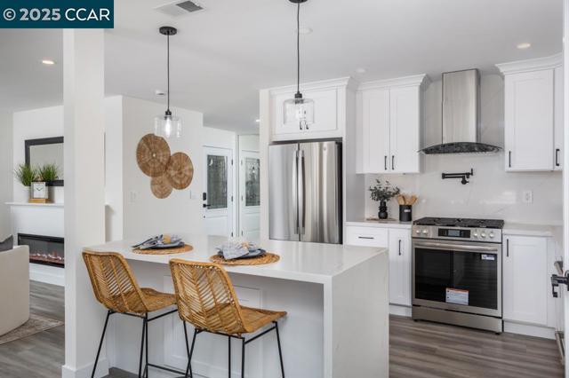 1132 Running Springs Rd, Walnut Creek CA: https://media.crmls.org/mediaz/ad592bc3-a6a8-4ff3-bd36-b4f24d236eff.jpg