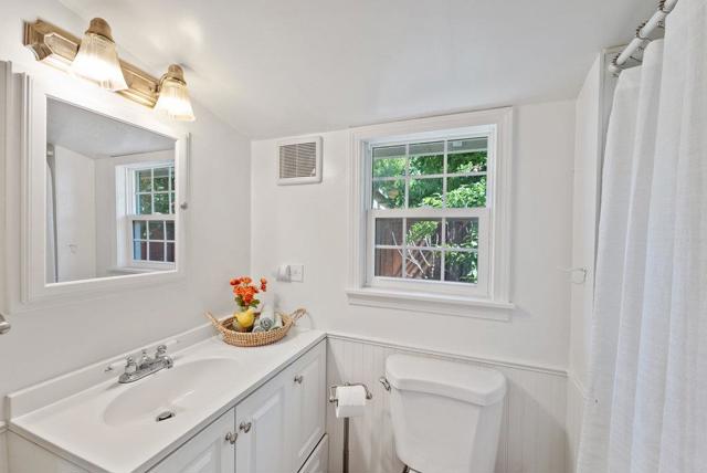 8494 Glen Arbor Road, Ben Lomond CA: https://media.crmls.org/mediaz/ad596d37-d959-4305-b611-8e77f1a5ccf7.jpg