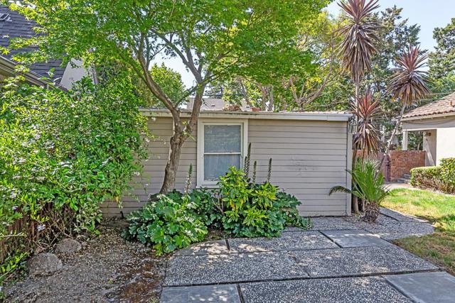 1198 Coolidge Avenue, San Jose CA: https://media.crmls.org/mediaz/ad5a3028-c753-43a9-83e4-ad4f35081469.jpg
