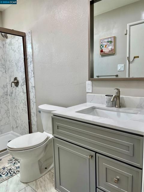 Details for 2424 Center St, Stockton, CA 95204