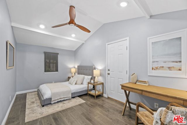 5711 W 18th Street, Los Angeles CA: https://media.crmls.org/mediaz/ad5ae103-f143-4481-9b88-d3d9637319ea.jpg