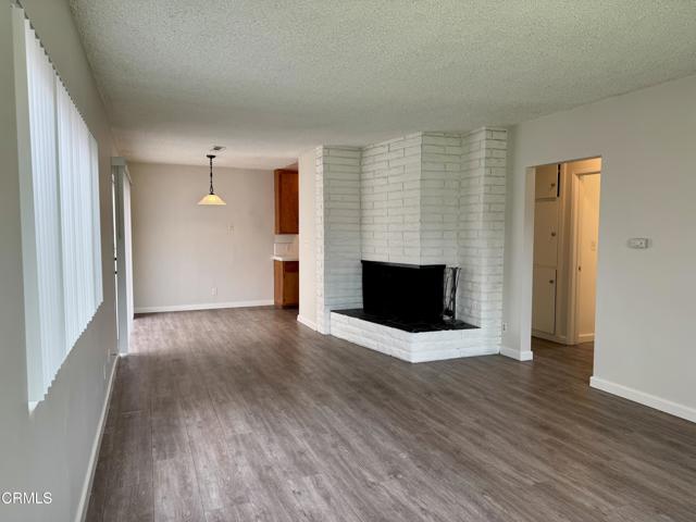 829 W Olive Avenue, Monrovia CA: https://media.crmls.org/mediaz/ad5b017e-02fd-4f32-83d6-7c43cf29dd9e.jpg