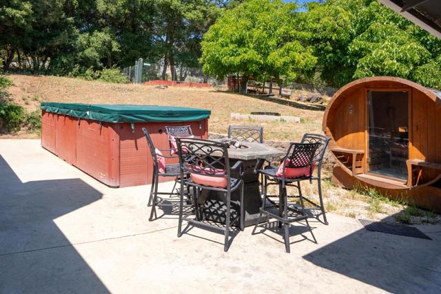 2165 Cox Road, Aptos CA: https://media.crmls.org/mediaz/ad5da338-fde3-4161-be71-a3fa6ab94ccc.jpg