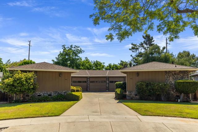 958 Spadafore Court, San Jose CA: https://media.crmls.org/mediaz/ad5e2e3d-589c-4270-a3eb-089417316ce0.jpg