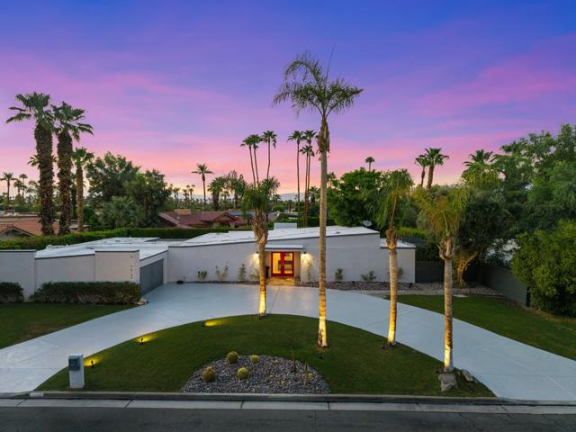 76140 Fairway Drive, Indian Wells CA: https://media.crmls.org/mediaz/ad5f6cfc-13ed-4916-8775-ae65cbb6237b.jpg