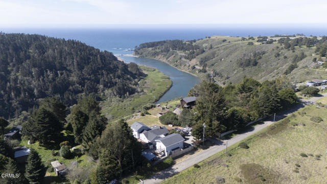 Detail Gallery Image 31 of 60 For 32751 Navarro Ridge Rd, Albion,  CA 95410 - 4 Beds | 4 Baths