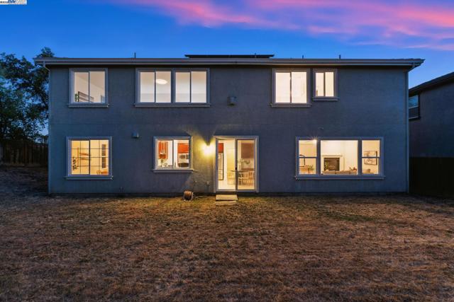 3909 Danbury Way, Fairfield CA: https://media.crmls.org/mediaz/ad5fabdb-1e61-4a3b-8f2f-364e0a956127.jpg