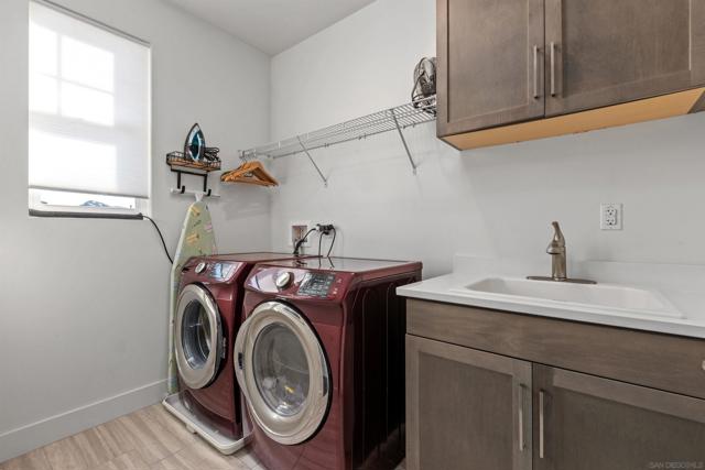 238 Ventasso Way, Fallbrook CA: https://media.crmls.org/mediaz/ad60e69d-8f00-4cbe-935d-ad7ba5da275a.jpg