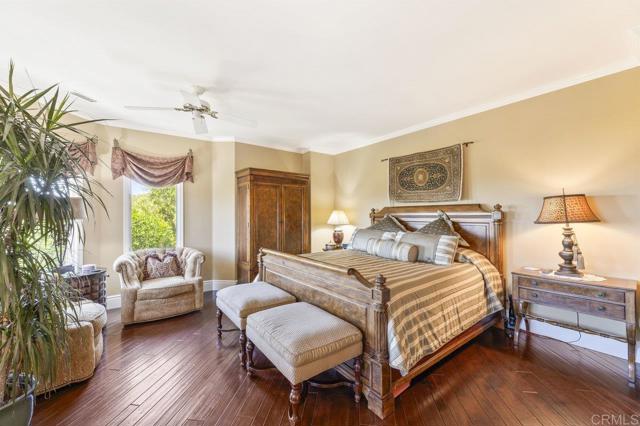 14963 Huntington Gate Drive, Poway CA: https://media.crmls.org/mediaz/ad6152b2-9d11-4e3b-b82b-c9c85cf25900.jpg