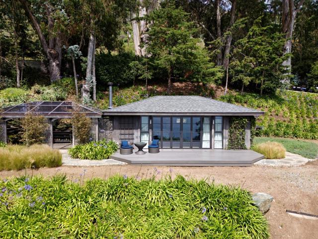 53810 Highway 1, Big Sur CA: https://media.crmls.org/mediaz/ad62623c-fee2-43c1-a8de-70f1610dfa19.jpg