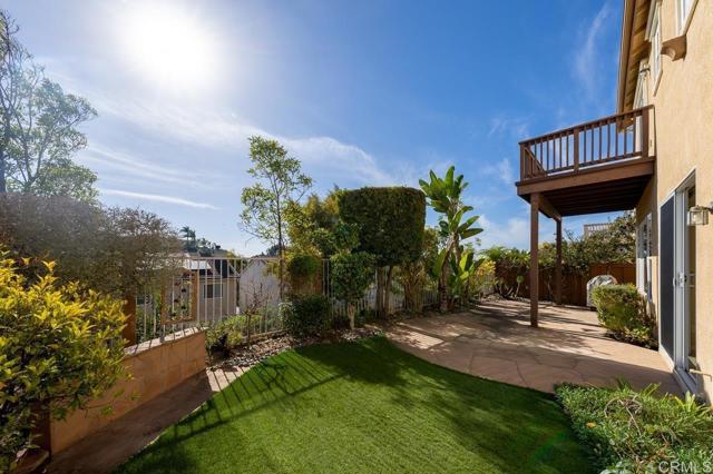 Detail Gallery Image 6 of 28 For 4175 Misty Ridge, San Diego,  CA 92130 - 4 Beds | 2/1 Baths