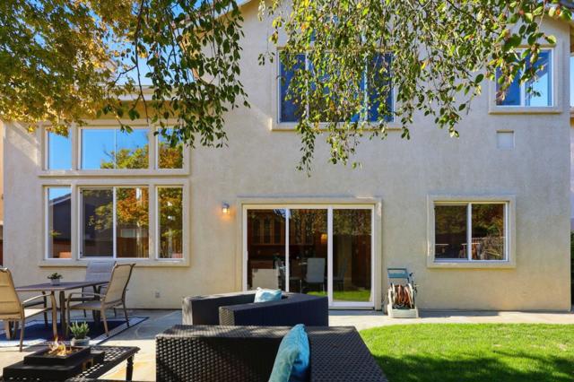 65 Driftwood Circle, Pacifica CA: https://media.crmls.org/mediaz/ad639868-8455-471c-9cbe-50a57e15ef7d.jpg