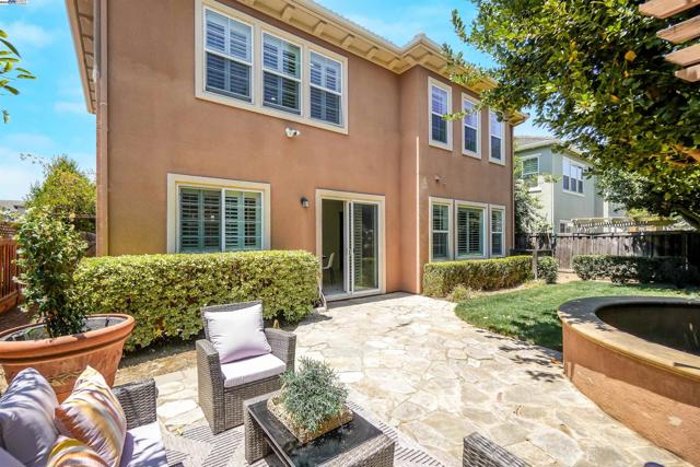 671 W Questa Trl, Mountain House CA: https://media.crmls.org/mediaz/ad63ddbc-1238-40f2-a391-9c80bfaa64c3.jpg