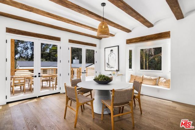 27405 Pacific Coast Highway, Malibu CA: https://media.crmls.org/mediaz/ad63e12f-8512-4b5c-893f-abd5694770fd.jpg
