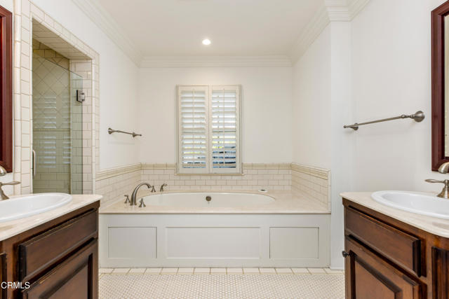 1184 Arden Road, Pasadena CA: https://media.crmls.org/mediaz/ad683af3-2951-4117-b65d-ee308c921121.jpg
