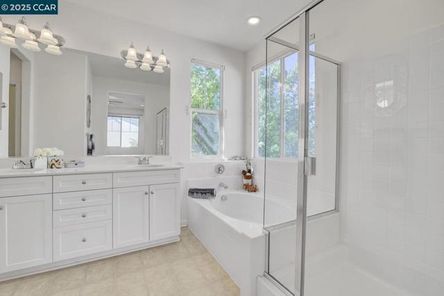 330 Pacifica Dr, Brentwood CA: https://media.crmls.org/mediaz/ad6a1cd1-d932-4299-9dfd-3a27f4f36b23.jpg