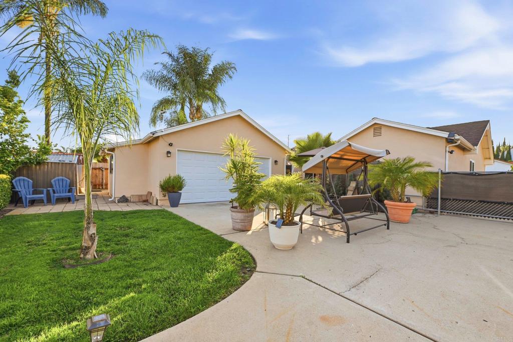 2413 Holly Avenue - photo 8