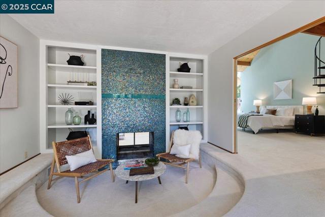 1759 Crescent Dr, Walnut Creek CA: https://media.crmls.org/mediaz/ad6cbffe-53fc-4701-8d81-e7db4b9aec2e.jpg