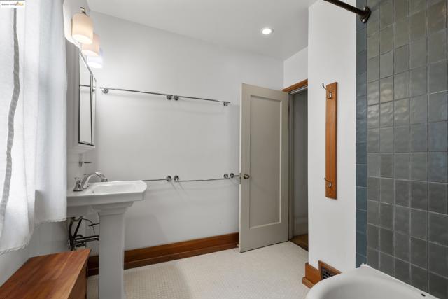 1001 Cragmont Ave, Berkeley CA: https://media.crmls.org/mediaz/ad6e5042-bc97-490a-8dda-33f783532867.jpg