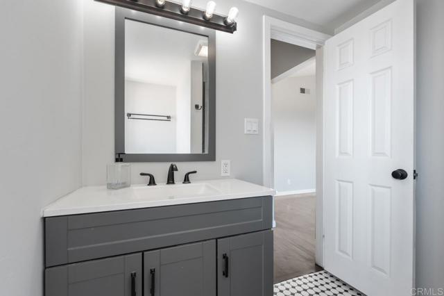 Detail Gallery Image 44 of 72 For 4814 Rushville Ln, La Mesa,  CA 91941 - 5 Beds | 2/1 Baths