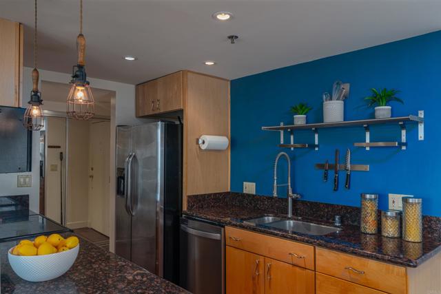 1333 8th Avenue, San Diego CA: https://media.crmls.org/mediaz/ad6efba1-a6c6-40d9-ad49-4b58f8787dbe.jpg