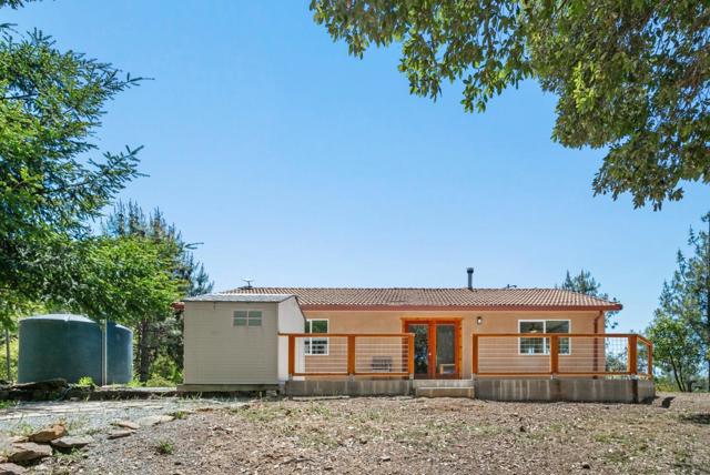 620 Ormsby Cutoff, Corralitos CA: https://media.crmls.org/mediaz/ad6fbfa7-2ac1-4928-b22e-363283394e68.jpg