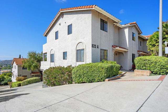 Detail Gallery Image 1 of 1 For 820 E. 3rd Avenue #APT.2,  Escondido,  CA 92025 - 2 Beds | 2/1 Baths