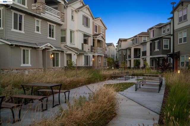 Image 49 of 59 For 37231 Sand Bar Place