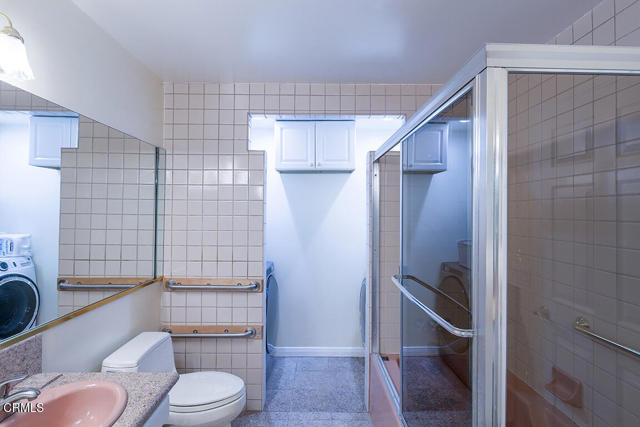 220 W Hillcrest Boulevard, Monrovia CA: https://media.crmls.org/mediaz/ad7101b8-2b44-4613-87ad-2d89198044e3.jpg