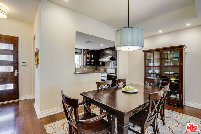 2512 28th Street, 102 photo 4