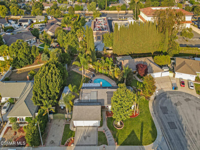 3000 Starling Avenue, Thousand Oaks CA: https://media.crmls.org/mediaz/ad72f960-e4ae-4ac9-80c3-528ade41d926.jpg