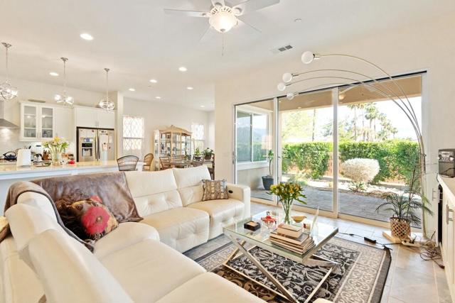 4553 Via Veneto, Palm Desert CA: https://media.crmls.org/mediaz/ad7396e5-6e5c-4b24-b19f-7e8859de1f83.jpg