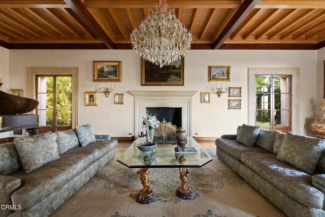 Detail Gallery Image 18 of 39 For 262 S San Rafael Ave, Pasadena,  CA 91105 - 6 Beds | 5/6 Baths