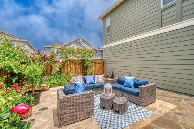 267 Sandy Gulch Drive, Marina CA: https://media.crmls.org/mediaz/ad73c581-14d2-4d50-b6e0-1d0fe0d2ab26.jpg