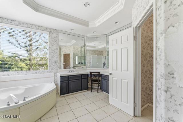 25 Humboldt Street, Simi Valley CA: https://media.crmls.org/mediaz/ad73d726-7752-41df-b14d-f2ec35208444.jpg
