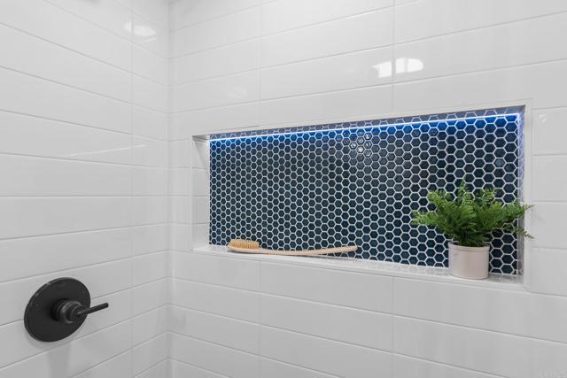 Detail Gallery Image 23 of 47 For 2910 Amulet St, San Diego,  CA 92123 - 4 Beds | 2 Baths