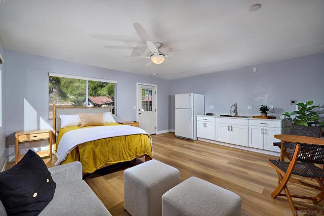 6185 Alpine Blvd, Alpine CA: https://media.crmls.org/mediaz/ad767594-01e6-4901-9d37-cdc16a1092e1.jpg