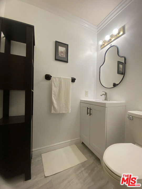 1342 E Fairgrove Avenue, West Covina CA: https://media.crmls.org/mediaz/ad785b3c-ca29-4a4d-b4b6-38c792384b0b.jpg