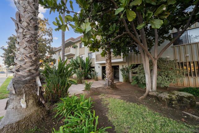 178 Fourth Ave, Chula Vista, California 91910, 2 Bedrooms Bedrooms, ,2 BathroomsBathrooms,Condominium,For Sale,Fourth Ave,240028927SD