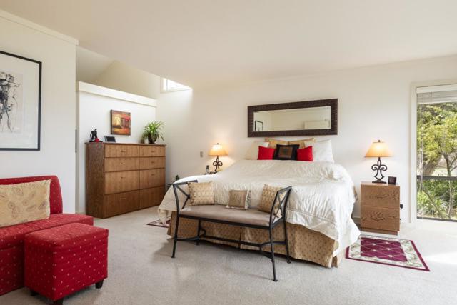9565 Oak Court, Carmel CA: https://media.crmls.org/mediaz/ad79369d-bf93-40cb-918e-0befb9efc428.jpg